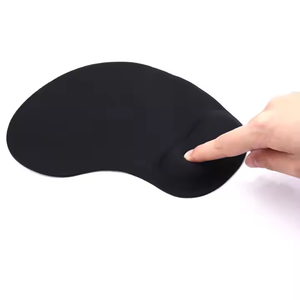 <span class=keywords><strong>Tapis</strong></span> <span class=keywords><strong>de</strong></span> <span class=keywords><strong>souris</strong></span> OEM en mousse à mémoire <span class=keywords><strong>de</strong></span> forme 3D, couleur unie, avec sublimation thermique, motif dessin animé mignon, avec repose-poignet antidérapant pour le bureau - Product Image 4