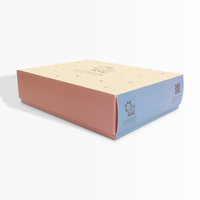 Boîte en carton blanc personnalisée grand format avec impression de logo magnétique en couleur pour cadeaux et vêtements