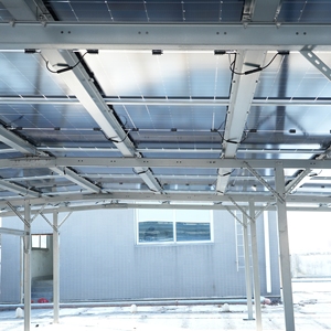 Supports de montage modulaires Zn-Al-Mg pour panneaux solaires BIPV, étanches, pour photovoltaïque intégré au bâtiment, sans soudure, installation rapide - Product Image 6