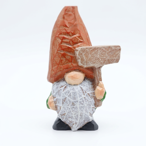 Figurine en résine de gnome sans visage tenant une pancarte - Décoration pour la maison et le jardin - Product Image 1