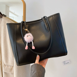 Sac à bandoulière tendance et mignon pour femme, grande capacité, avec fermeture éclair, nouvelle collection 2026, avec pendentif - Product Image 2