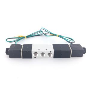 Пневматический двухходовой электромагнитный клапан Airtac типа 4V130-06 с пилотным управлением, DC/AC 12-24В, размер порта 1/8''-1/<span class=keywords><strong>2</strong></span>'' - Product Image 5