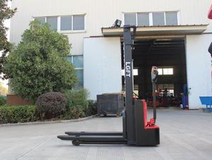 1ton 1.5 Ton 1500 Kg Zelfladende Zelfliftende Draagbare Stapelaar Met 2V Heftruckbatterij Volledig Elektrisch Semi-Elektrisch Voor Magazijnen - Product Image 2