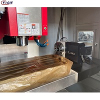 Centre d'usinage CNC à 3 axes de précision personnalisé, table rotative, usinage CNC à haute vitesse, centre d'usinage vertical