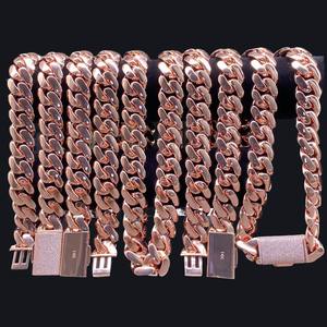 Cadena Cubana Personalizada con Moissanita Bañada en <span class=keywords><strong>Oro</strong></span> Rosa de 14K con Cierre 3D Eslabón Cubano de Miami - Product Image 1