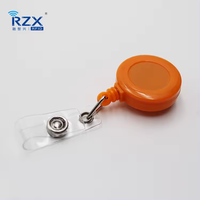 Porte-badge en plastique personnalisé en gros mignon Yoyo carte d'identité Clip porte-badge