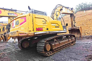 Excavadora Hidráulica Usada XCMG Oficial XE600DK MAX de 60 Toneladas para Construcción en Venta - Product Image 3