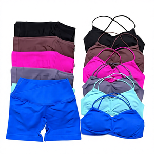 Conjunto Deportivo de 2 Piezas para Mujer, Transpirable, Resistente a las Arrugas, Top Corto de Yoga, Pantalones Cortos de Cintura Alta con Efecto Scrunch, Brasier Deportivo Sin Costuras - Product Image 1