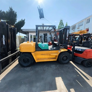 Chariot élévateur diesel puissant pour les opérations portuaires et le transport en entrepôt, chariot élévateur Kumatsu FD70 d'occasion - Product Image 1