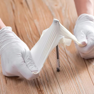 Gants en latex jetables imperméables de Malaisie, prix fabricant, M5.0g, sans poudre, pour examen médical - Product Image 4