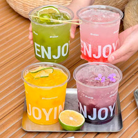 Gobelets en plastique PET transparent de 18 oz, 16 oz, 12 oz, calibre 98 mm, avec couvercles, faible MOQ 1000 pièces, logo personnalisé imprimé, gobelets pour smoothies et jus de fruits