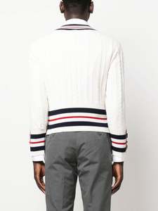 Vente en gros de pulls tricotés classiques en laine mélangée classiques à col en V pour hommes, pull d'hiver épais et chaud de haute qualité - Product Image 3