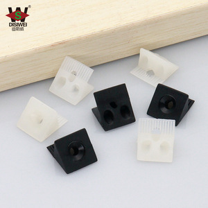 Support d'angle en plastique Disiwei, plaque arrière noire et blanche avec vis autotaraudeuses pour meubles, armoires et placards - Product Image 2