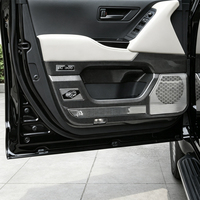 Pour Toyota Land Cruiser 300 LC300 2022-2026, panneau anti-coup de pied pour porte, fibre de carbone, lot de 4 pièces, adhésif 3M, accessoires intérieurs, sans perçage