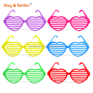 Hình trái tim kính bên ủng hộ ăn mặc trẻ em trang phục kính đồ chơi Ngày Valentine trang trí cửa chớp Kính - Product Image 2