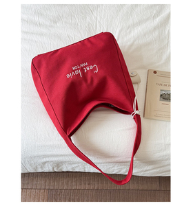 2025 Summer New Arrival Korean-Style Casual Stylish <b>Canvas</b> <b>Bag</b> <b>Large</b> Capacity Shoulder <b>Bag</b> - Product Image 4