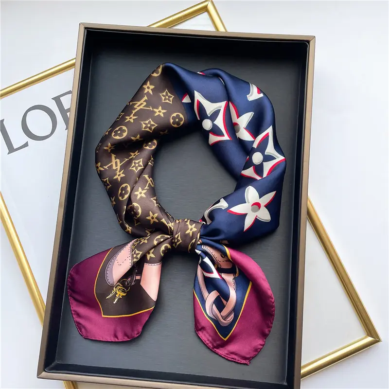 2022 оптовая продажа женский роскошный элегантный брендовый шарф платок банданы из мягкого атласа 70 см * 70 см Шелковый квадратный шарф для женщин
