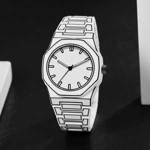 Montre-bracelet unique pour homme, design de bande dessinée 2D, contraste blanc et noir, mouvement à quartz, montre tendance pour homme - Product Image 5