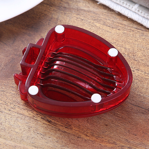 Ustensiles de cuisine : Coupe-fruits et légumes manuel en acier inoxydable pour fraises, idéal pour la préparation culinaire - Product Image 4