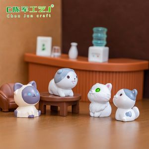 Artisanat en résine décorative de micro-paysage weij, petites figurines de dessin animé mignonnes pour le bureau, petits chats pour la voiture - Product Image 5
