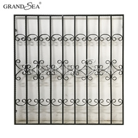 Grille de sécurité pour fenêtre de maison en fer forgé moderne français