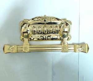 Poignées de cercueil en plastique finition or style vintage avec <span class=keywords><strong>plaque</strong></span> décorative couronne ornée de pierres précieuses - Product Image 2