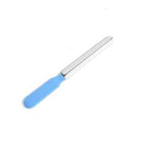 En gros, Accessoires de toilettage pour animaux de compagnie : Coupe-griffes, Lime à ongles, Brosse démêlante bleue pour poils de chien