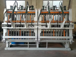 <span class=keywords><strong>Prensa</strong></span> de Paneles Laminados a Base de <span class=keywords><strong>Madera</strong></span> con Abrazadera Rotatoria de Dos Lados - Product Image 6