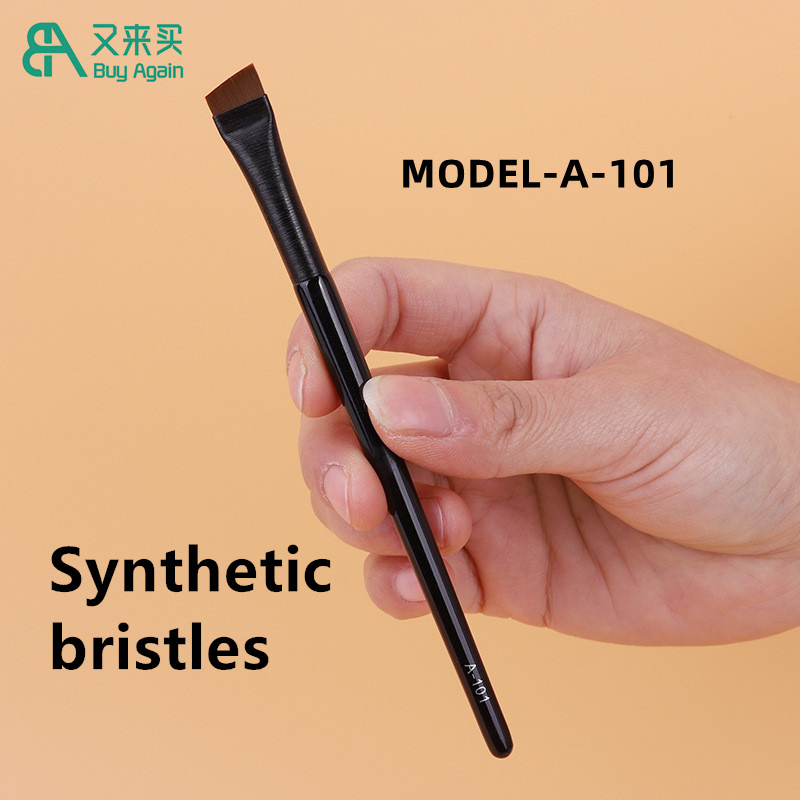 Model-A-101-Brosse à grand angle