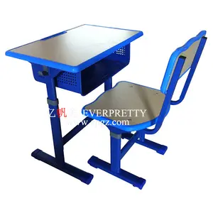 现代学校可调式课桌椅儿童家具套装儿童时尚学习桌椅套装在学校的木桌