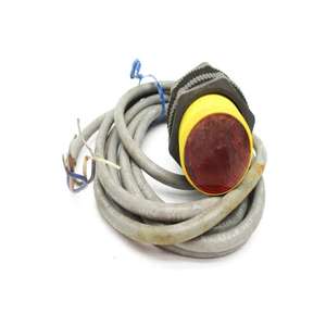 INGENIERÍA S30SP6LP 10-30VDC UNMP Nuevo controlador de programación PLC dedicado PAC de automatización industrial original listo - Product Image 1