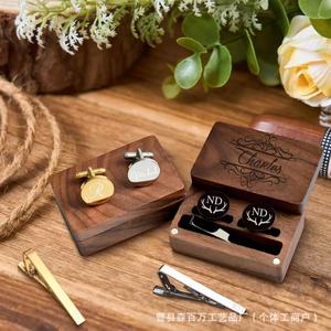 Boîte à boutons de manchette en bois de noyer, organiseur de bijoux avec fermeture magnétique pour accessoires masculins - Product Image 1