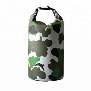 <span class=keywords><strong>Sac</strong></span> à dos d'escalade camouflage avec logo personnalisé 5L 10L 20L Bleu Rose ABS Fermeture Roll-Top Double Bretelles <span class=keywords><strong>Sac</strong></span> étanche IPX6 Toutes saisons - Product Image 3