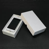 Fabrication en usine de boîtes rigides en carton vides avec laminage mat pour l'emballage des smartphones, recyclables, imprimées avec logo