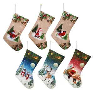 Stoking Natal Santa Claus, kaus kaki hadiah anak-anak dekorasi untuk rumah pohon Natal ornamen cetak kartun 2024