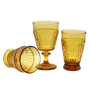 Eleganti Calici da Vino in Vetro Colorato Classico da 250ml, Realizzati a Macchina, con Motivi Geometrici in Rilievo, Lavabili in Lavastoviglie, per Bar e Feste - Product Image 1