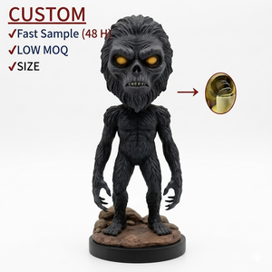 Statuetta Personalizzata di Cthulhu in Resina, Giocattolo Gotico su Misura, Statua di Divinità Antica Dipinta a Mano, Miniatura Personalizzata per Boutique - Product Image 1