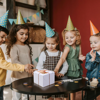 Mini boîtes à gâteaux magnétiques portables écologiques réutilisables pour fenêtre, 6x6x5 pouces, emballage blanc pour pâtisseries et chocolats