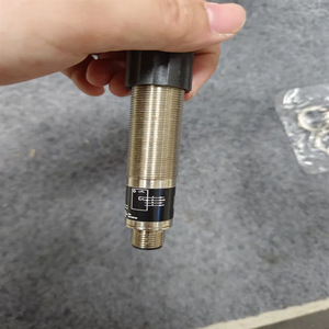 WENGLOR UC44PC3S421 เครื่องขยายสัญญาณไฟเบอร์ออปติก เยอรมนี เซ็นเซอร์อุตสาหกรรมของแท้ใหม่ - Product Image 1