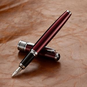 Penna Stilografica di Lusso in Metallo con Logo Personalizzato, Punta in Iridio, Adatta per Cartucce d'<span class=keywords><strong>Inchiostro</strong></span> da 2,6mm, Ideale per Firme Aziendali e Calligrafia - Product Image 2