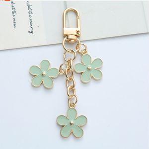 Kawaii Metal Flower Keychain Minimalist Enamel Floral <b>Keyring</b> Elegant Bag <b>Charm</b> Key Accessory Perfect Gift for Women & Girls - Product Image 5