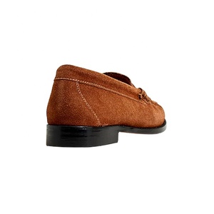 Prezzo di fabbrica degli uomini Penny scarpe marrone Slip on pelle scamosciata mocassini per gli uomini - Product Image 2