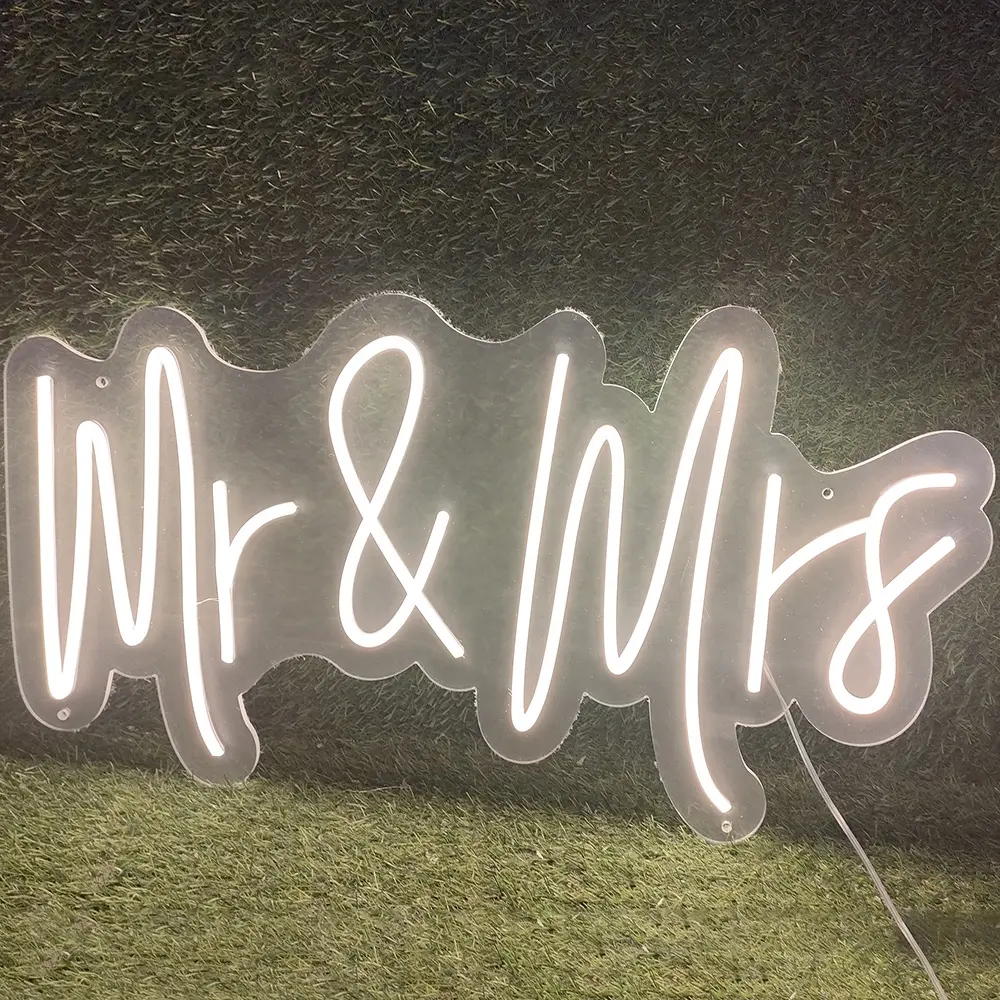 2024 hot sale custom MR & MRS LED neon signs for wedding and event