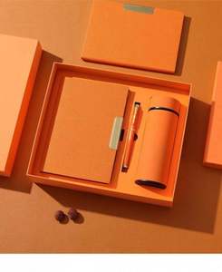 Ensemble cadeau d'entreprise avec logo personnalisé, bouteille isotherme en caoutchouc et carnet en cuir PU A5 pour les idées de nouveaux produits - Product Image 6