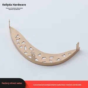 Herraje Decorativo Dorado para Puntera de Zapato de Venta Directa del Fabricante Hebilla Protectora de Metal para Sandalias Accesorio de Reparación Clips Protectores para Zapatos - Product Image 3