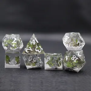 Customized Polyhedral Transparent Dnd Rpg 16mm Resin Sharp Edge Peak Dice