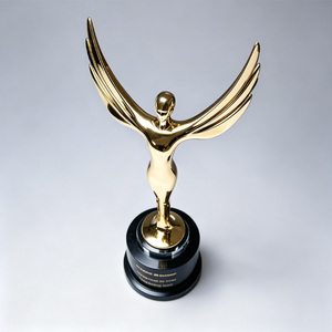 Trophées et coupes décoratifs modernes en résine moulée pour les <span class=keywords><strong>champions</strong></span> de badminton, médailles de haute qualité - Product Image 2