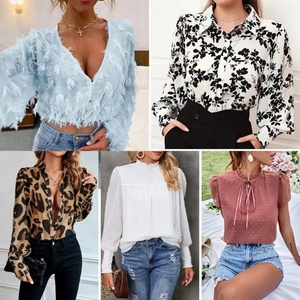 Venta al por mayor para proveedores: Fardos de ropa usada de mujer, mezcla de tops y vestidos nuevos, ropa de marca. - Product Image 6