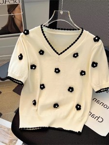 Suéter de punto acanalado con cuello redondo y estampado floral vintage para mujer, blusa informal de verano con manga corta abullonada - Product Image 2