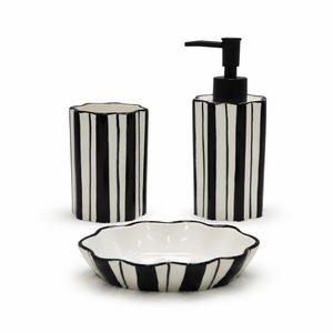 Ensemble d'accessoires de salle de bain en céramique rayé noir et blanc, design à bord festonné, distributeur de lotion, porte-savon, gobelet, trois pièces - Product Image 1